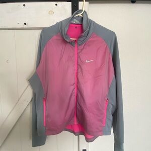 Ladies Nike golf jacket, large, smoke free home.